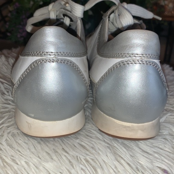 Mephisto Leather Sneakers Air Relax Shock Absorbing Soles White Silver Ladies 10 - Picture 4 of 16